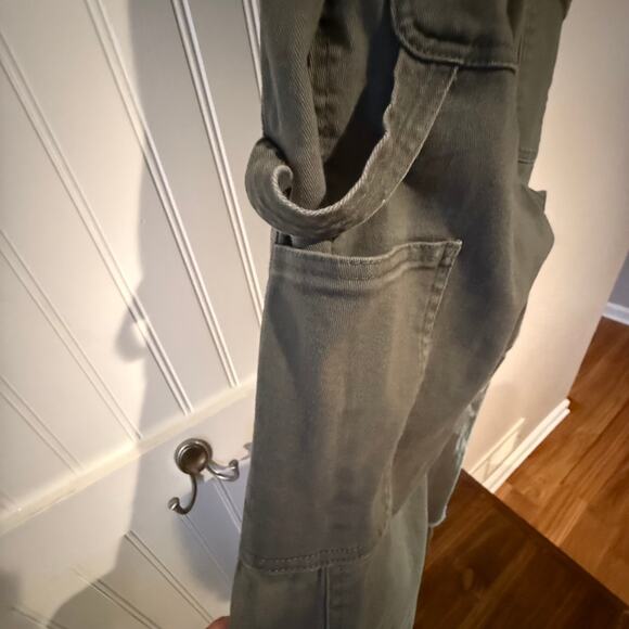 Wit & Wisdom Cargo Jeans Raw Hem Size 4 - Picture 5 of 7